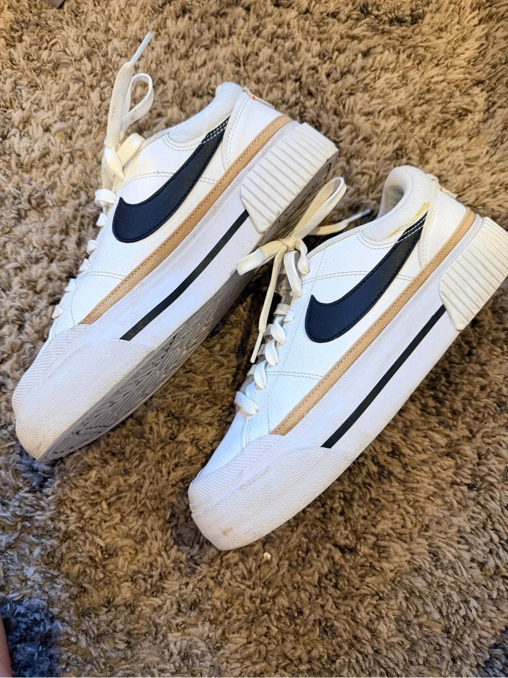 Nike women’s White Sneakers with Black Swoosh and Tan Accent court legacy style